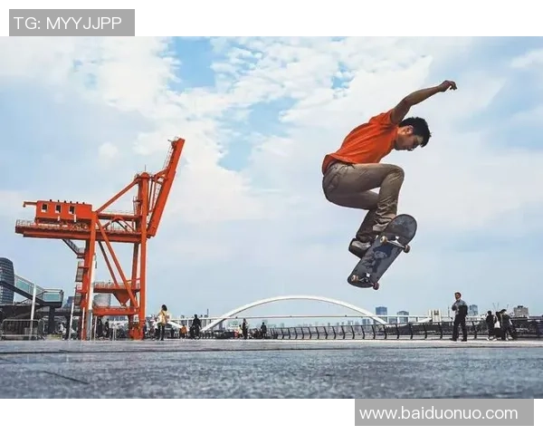 北京滑板队在世界攀岩锦标赛中的精彩表现与状态分析